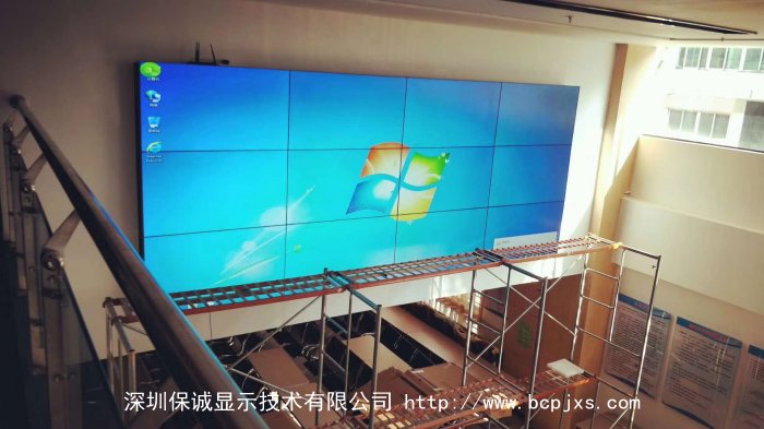 深圳某车辆检测站55寸液晶拼接屏3x4项目